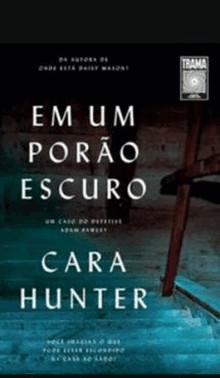 Em Um Porao Escuro