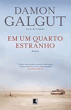 Em Um Quarto Estranho