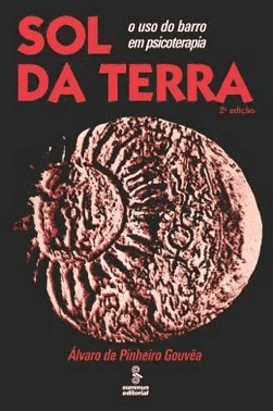 Sol Da Terra: O Uso Do Barro Em Psicoterapia