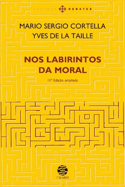 Nos Labirintos Da Moral